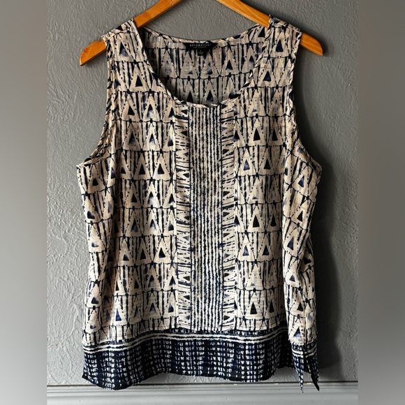 Liverpool Tops - Liverpool Los Angeles Navy Cream Geometric Print Tank Top Size Large Lightweight